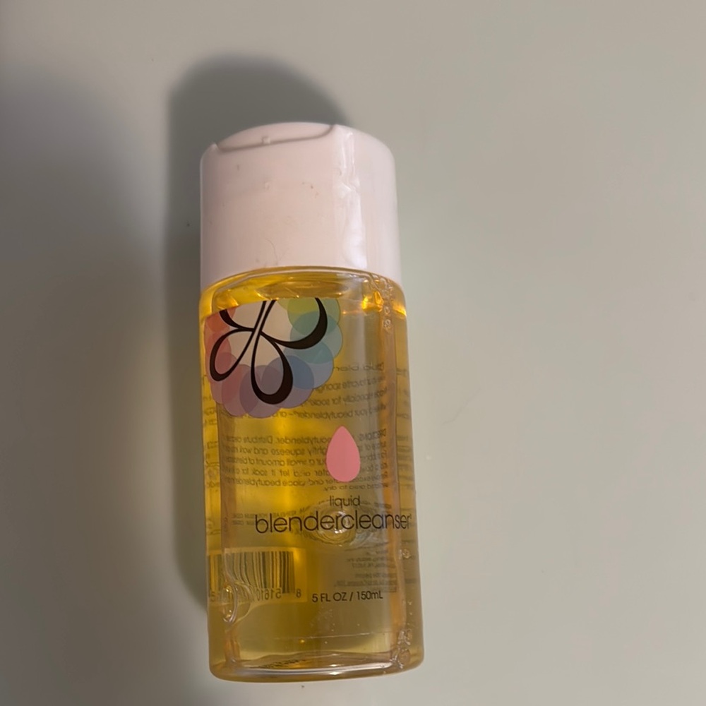 Beautyblender Liquid Blendercleanser in Yellow